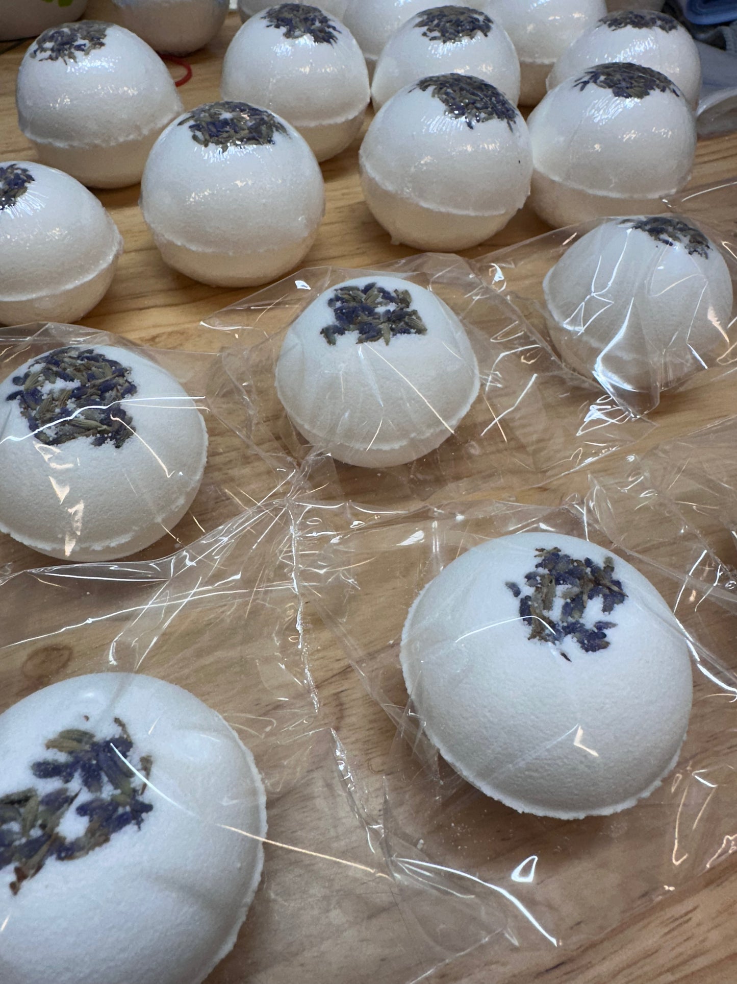 Lavender Bath Bomb 2.2oz